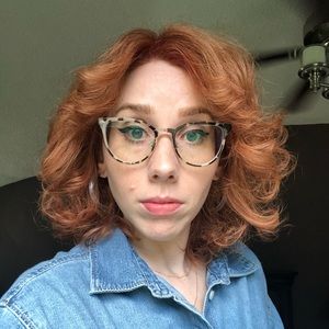 Meet your Posher, Kaitlin